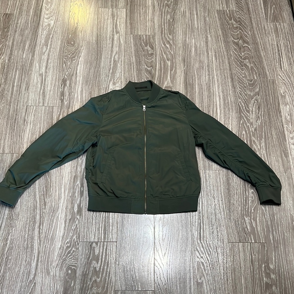 Uniqlo Olive Green Women’s Bomber Jacket